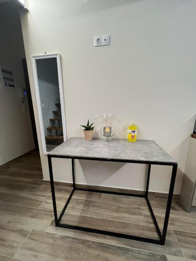 Kalamata City Loft Apartment Exterior photo